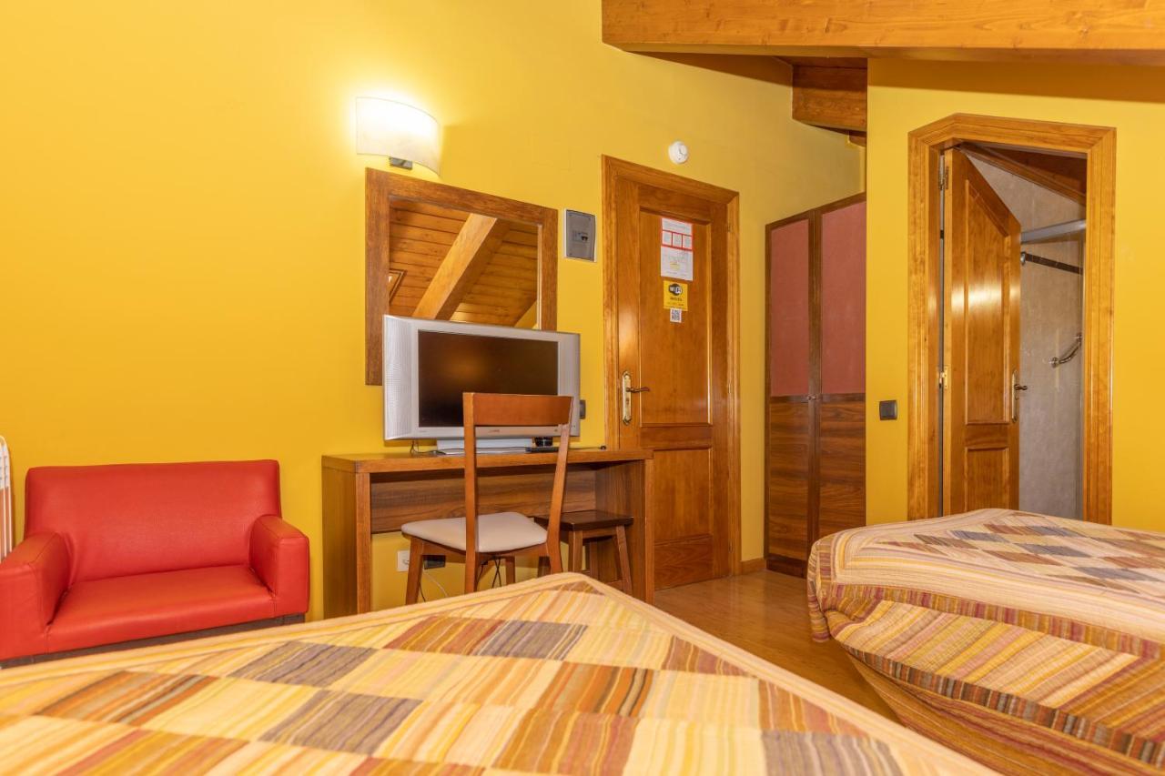 Hotel Solana Benasque Buitenkant foto