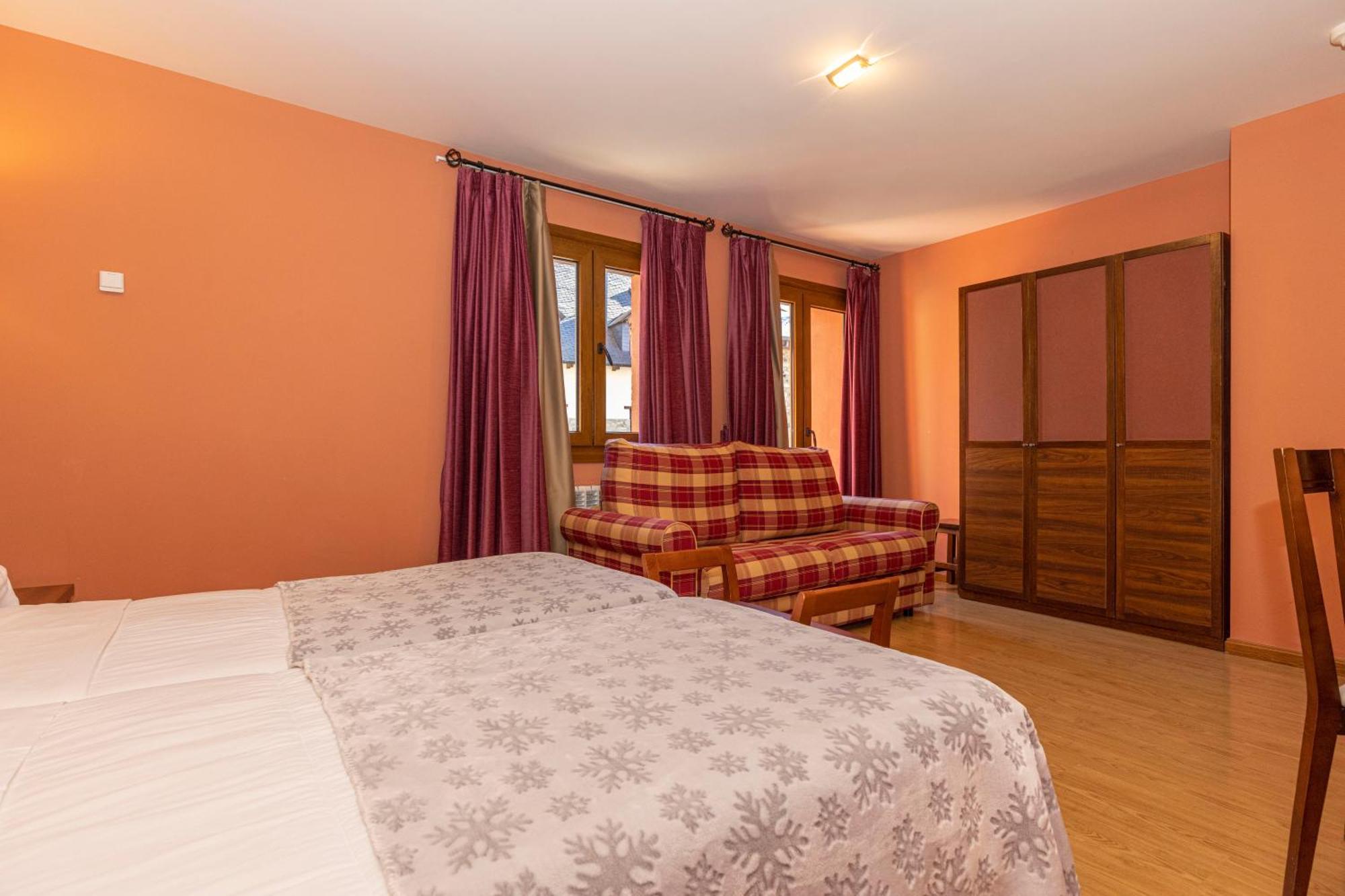 Hotel Solana Benasque Buitenkant foto